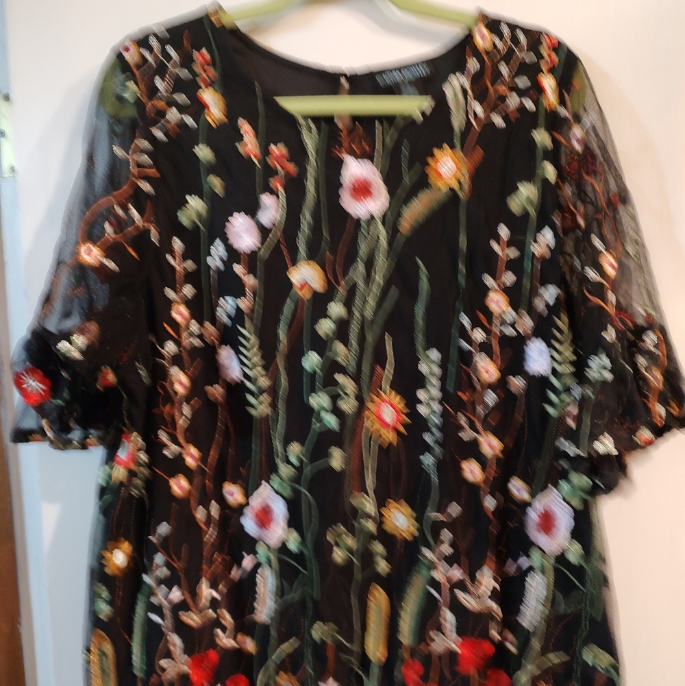 BNNU Floral Embroidered Dressy Shirt